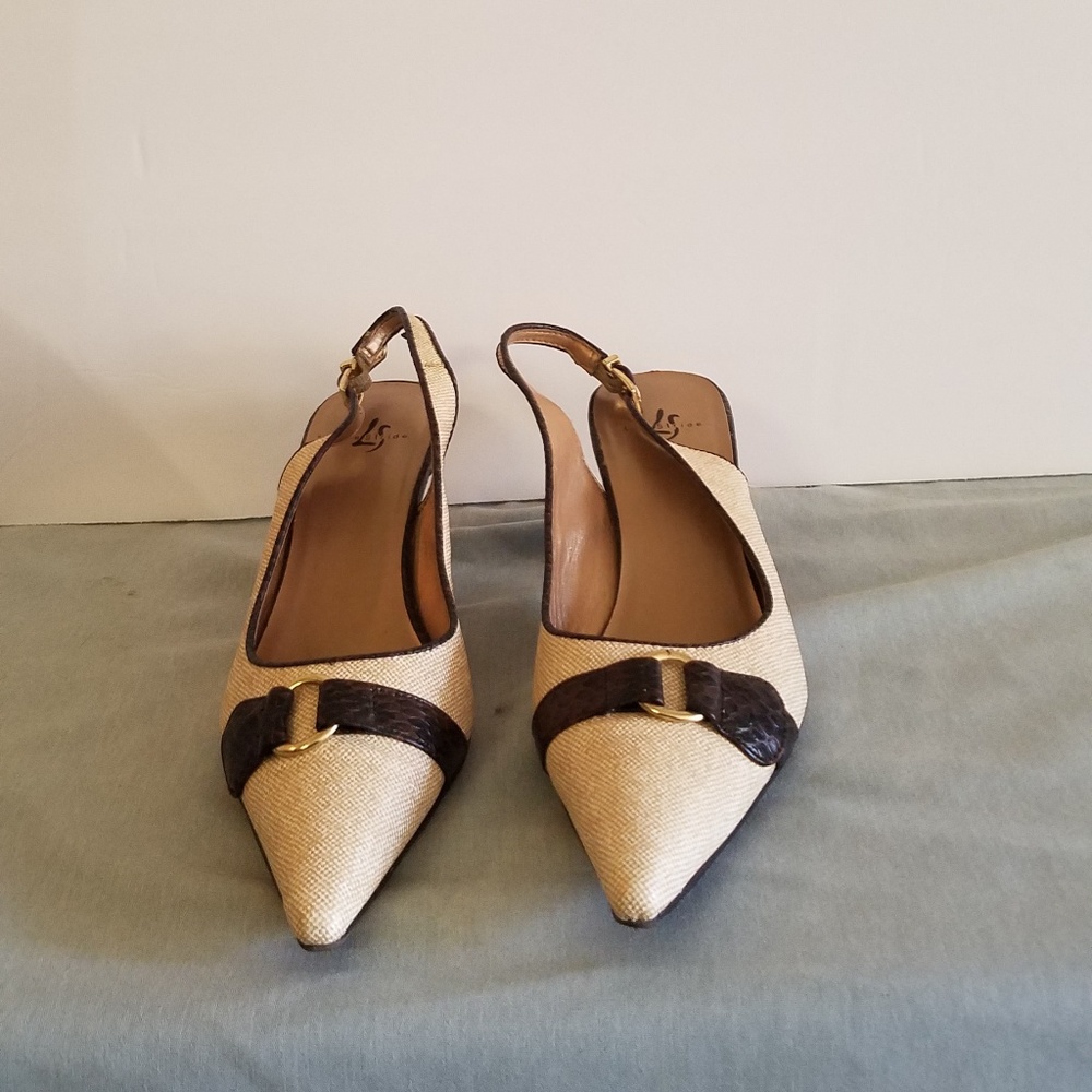 Women's pump